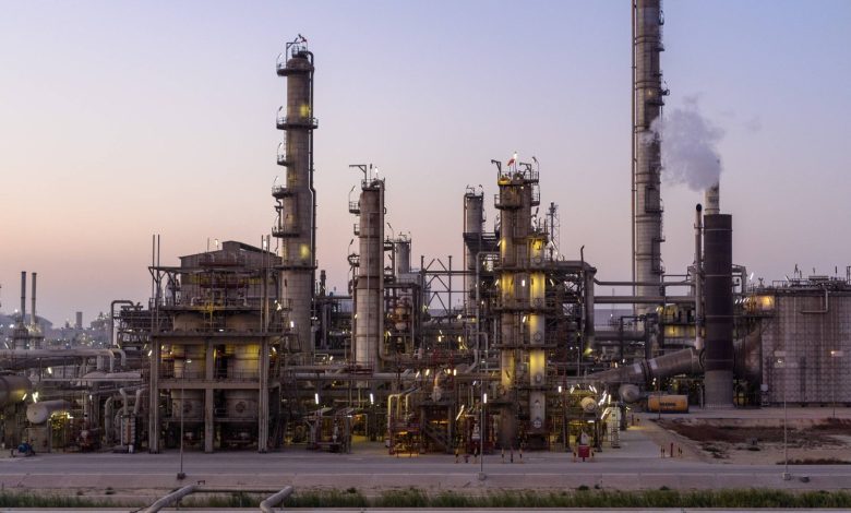 مصانع البتروكيماويات