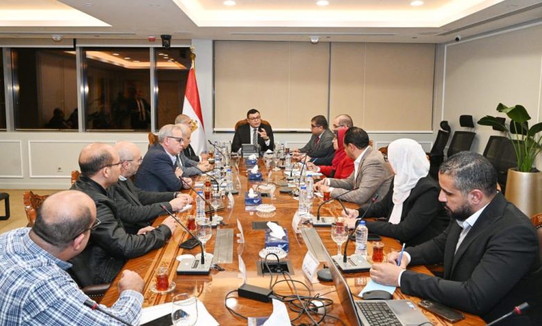 وزير الإسكان