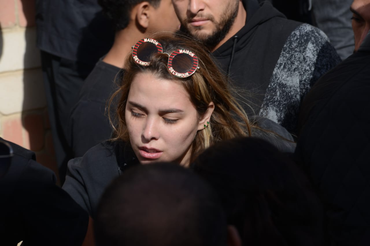 مشاجرة بين أرملة محمد رحيم وباقي أسرته.. ماذا حدث أمام المقابر؟