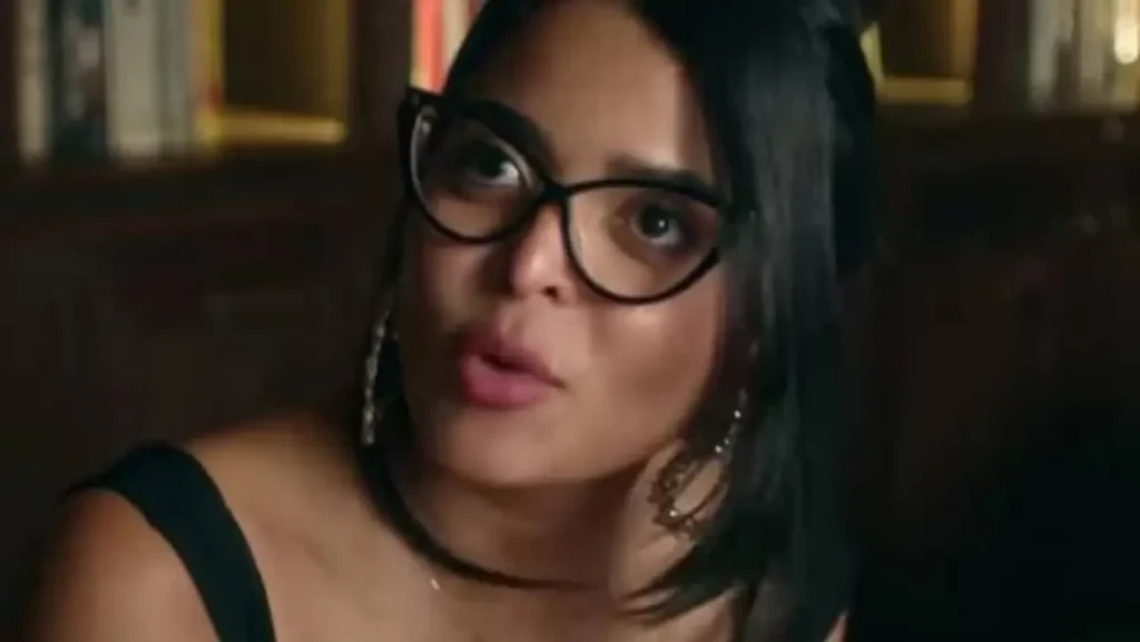 طلاق رنا سماحة ونظارة أسماء جلال وحفل الهضبة.. أبرز الأحداث الفنية × 24 ساعة