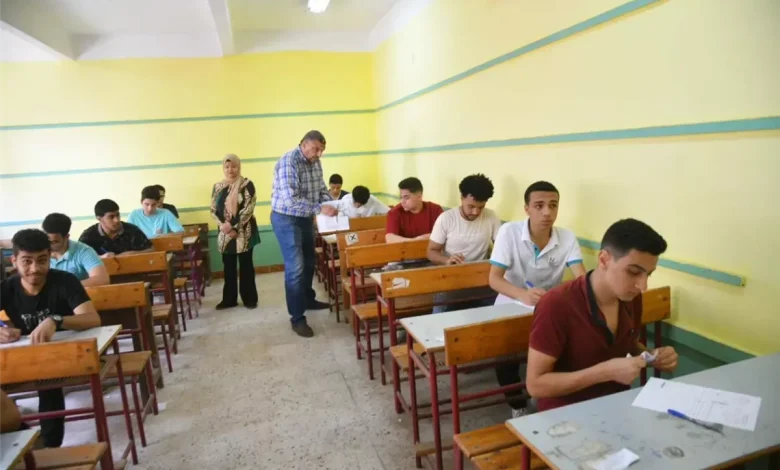 جدول امتحانات الصف الأول الثانوي بالجيزة - صورة أرشيفية