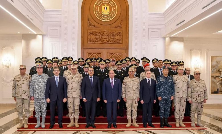 الرئيس السيسي وكبار رجل الدولة