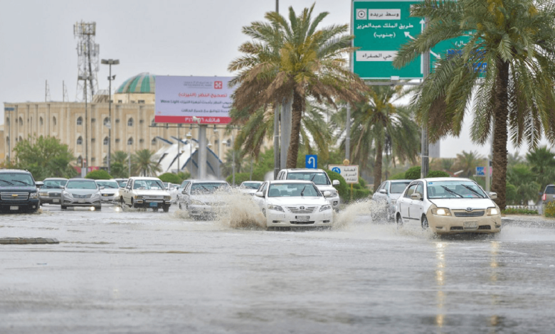 حالة الطقس اليوم السبت 21-12-2025 في السعودية.. أمطار وضباب كثيف