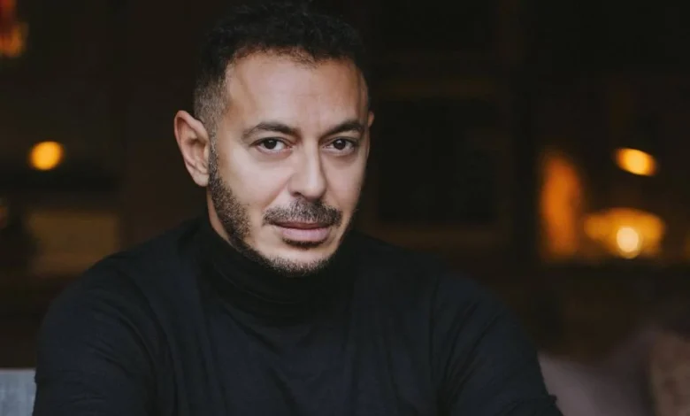 بكلمات حزينة.. مصطفى شعبان يعلن وفاة شقيقه الأصغر.. وهذا مكان دفنه