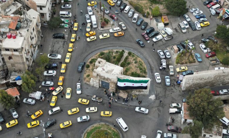 القرار الأمريكي بشأن سوريا... خطوة نحو الاستقرار أم إجراء غير كاف؟