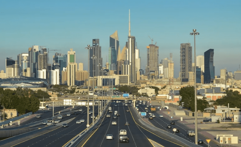 سندات الكويت، قانون الدين العام، إصدار الصكوك، العجز المالي الكويتي، الاقتصاد الخليجي، الشيخ مشعل الصباح، سندات الكويت الدولية، الإصلاحات الاقتصادية، الاستثمار الأجنبي، توقعات صندوق النقد الدولي بشأن الديون