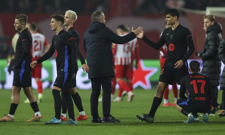جيرارد مارتن لاعب برشلونة مع هانسي فليك