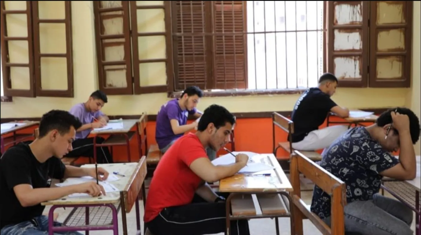 ظهرت الآن.. رابط نتيجة الدبلومات الفنية محافظة بني سويف 2025| صناعي وتجاري وزراعي وفندقي- صورة أرشيفية