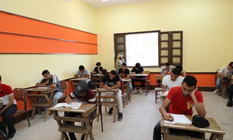 ظهرت الآن.. رابط نتائج نتائج امتحانات الصفين الأول والثاني الإعدادي - صورة أرشيفية