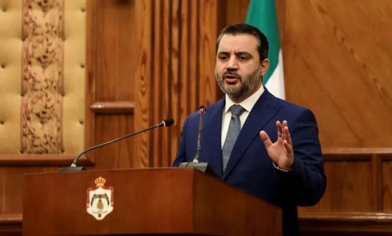 قرارات جديدة في سوريا..تأجيل الحوار الوطني وتشكيل لجنة دستورية