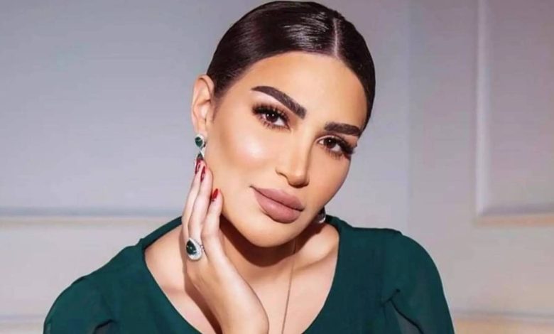 سارة نخلة