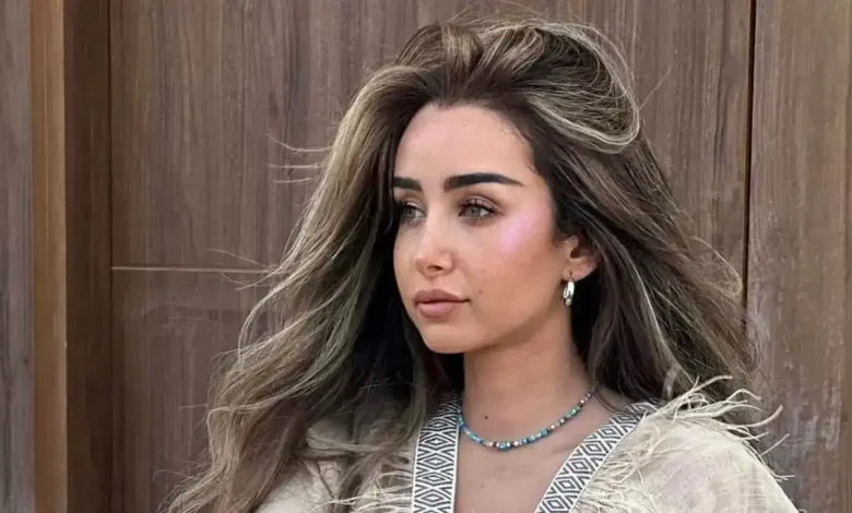 هنا الزاهد