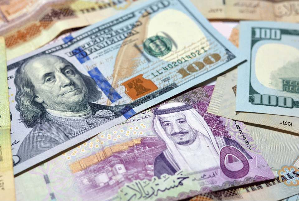 سعر الدولار أمام الريال السعودية