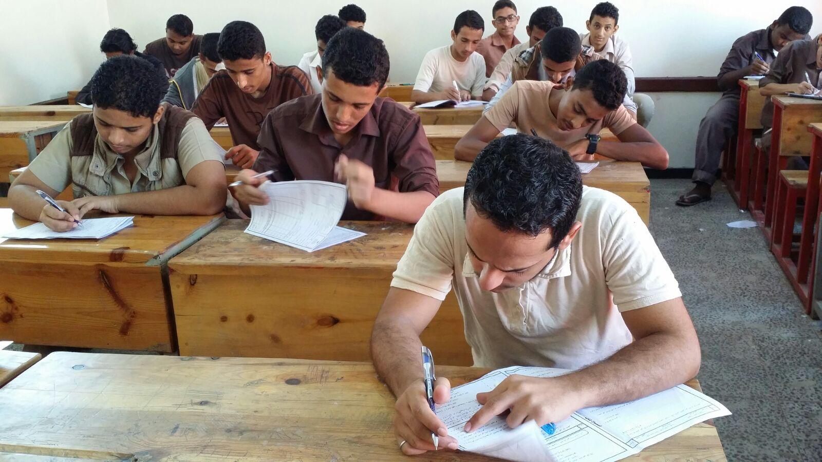 تنسيق المرحلة الثانية 2025 للجامعات والمعاهد الشعبة الأدبية- صورة أرشيفية