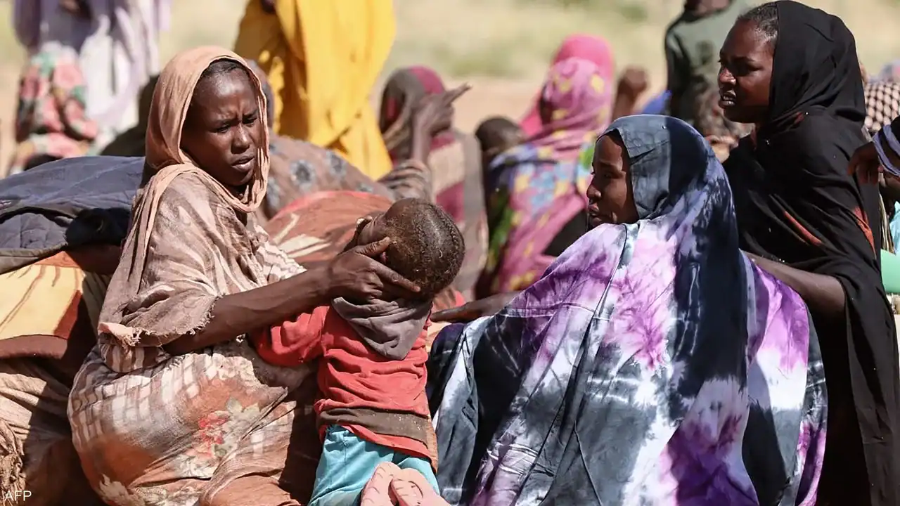 يهدد حياة الالاف.. وباء جديد يهاجم الأطفال والنساء في السودان | ما القصة