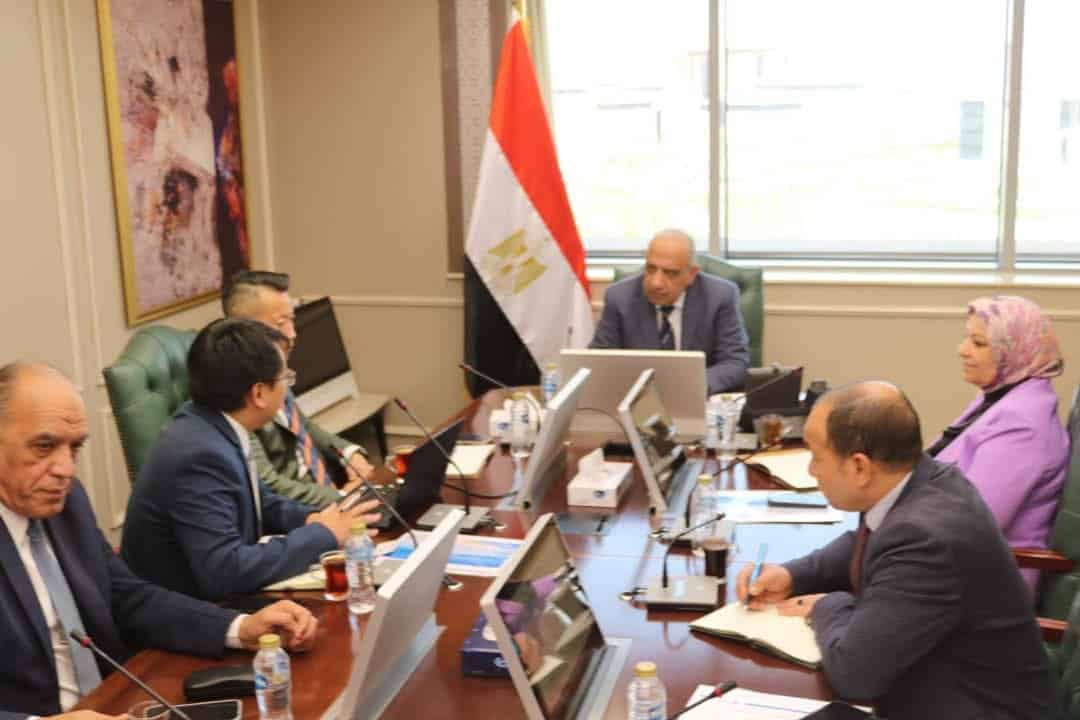 وزير الكهرباء ومسئولي شركة ستيت جريد الصينية