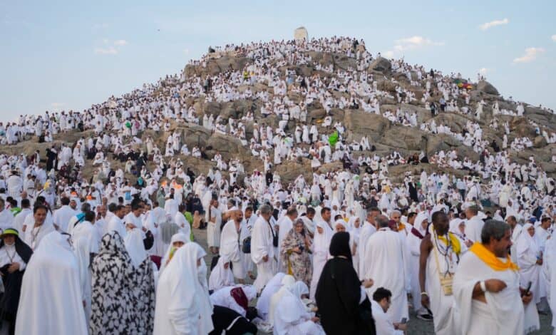 حج المسلمين بدون تصريح