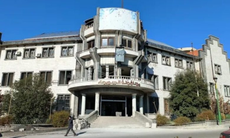 اقتحام المحافظة واحتجاز المحافظ..ماذا يحدث في السويداء جنوب سوريا ؟