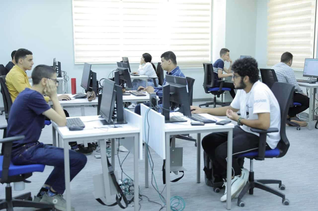 تنسيق القبول بالجامعات والمعاهد