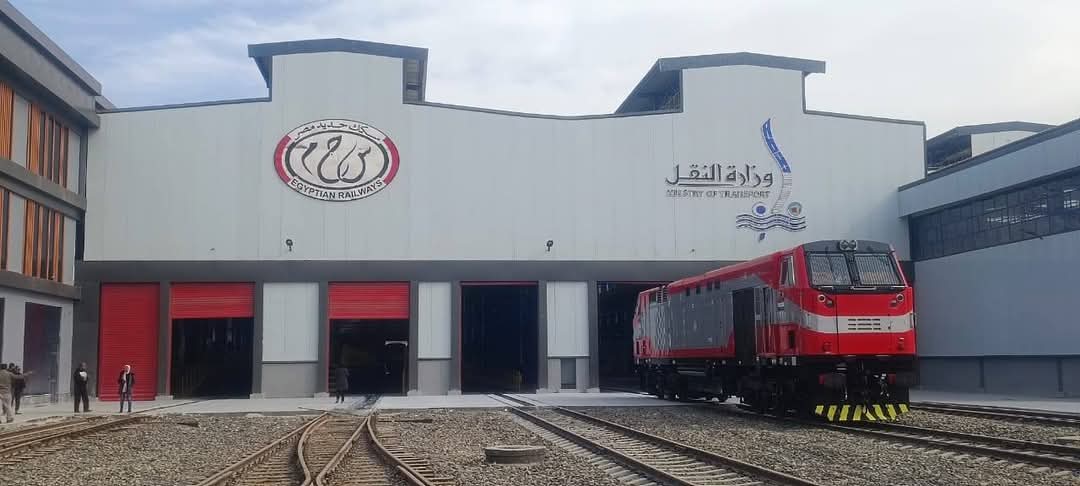 ورشة مهمشة لصيانة جرارات "GE"