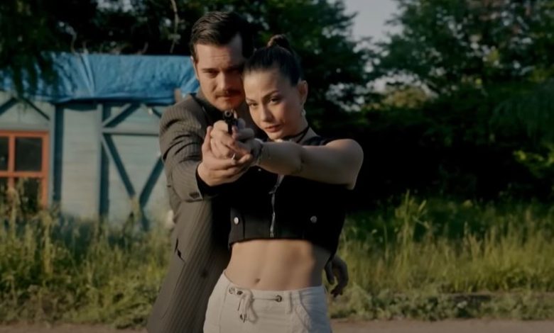 مسلسل حلم أشرف الحلقة 10.. نيسان تتورط في جريمة قتل وأشرف يحاول إنقاذها
