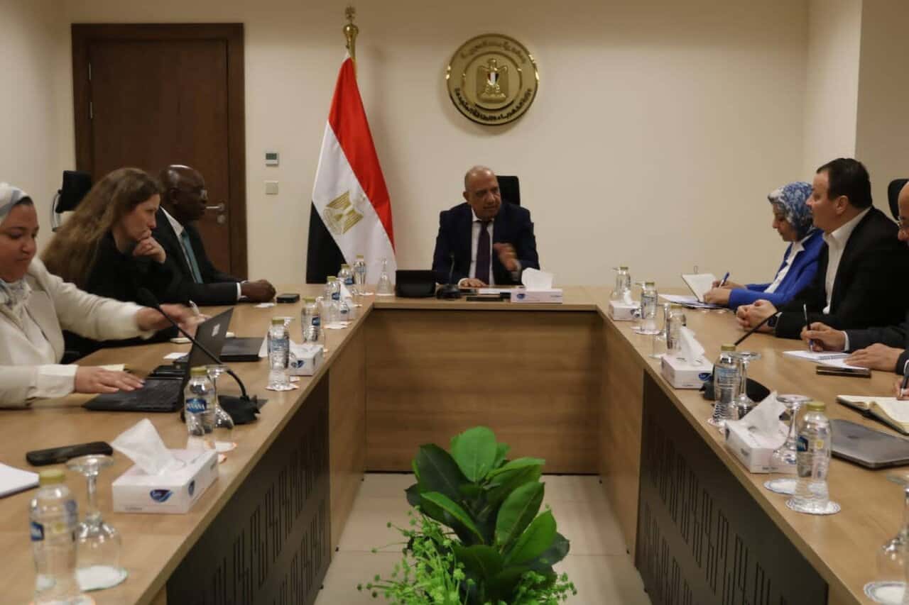 وزير الكهرباء وممثلي مؤسسة التمويل الدولية iFC