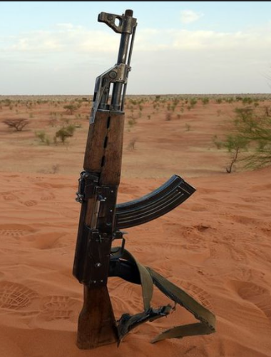 البندقية الرشاشة كلاشينكوف