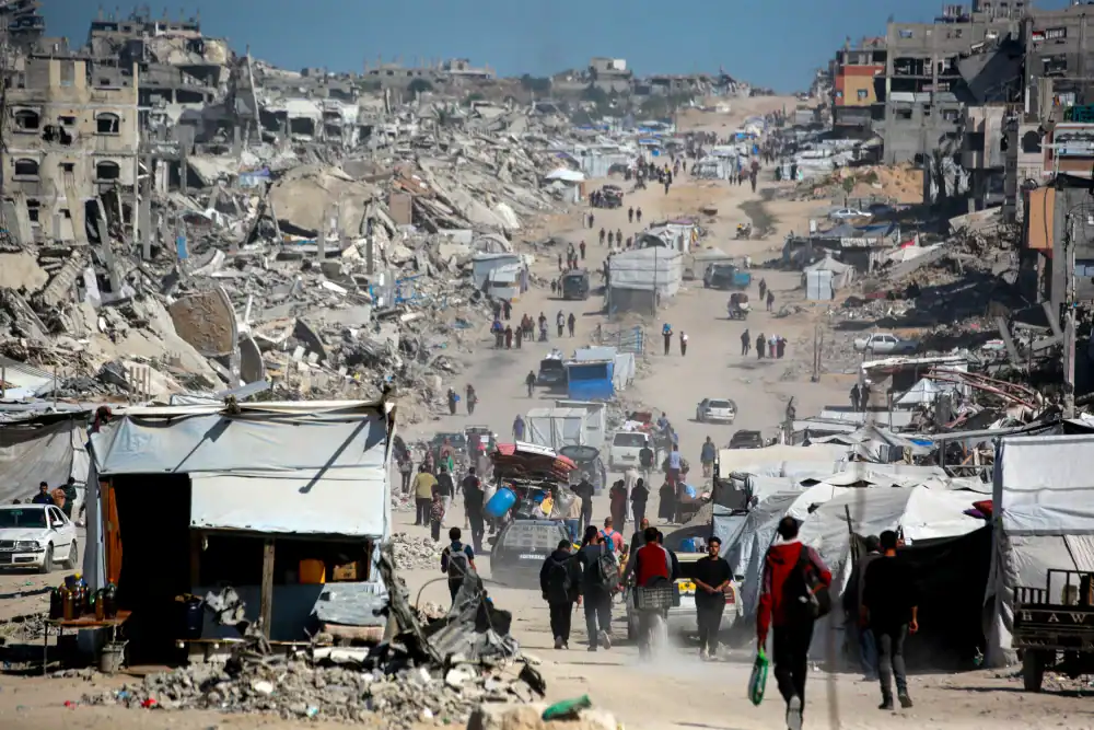 خطةً لنقل مليون فلسطيني