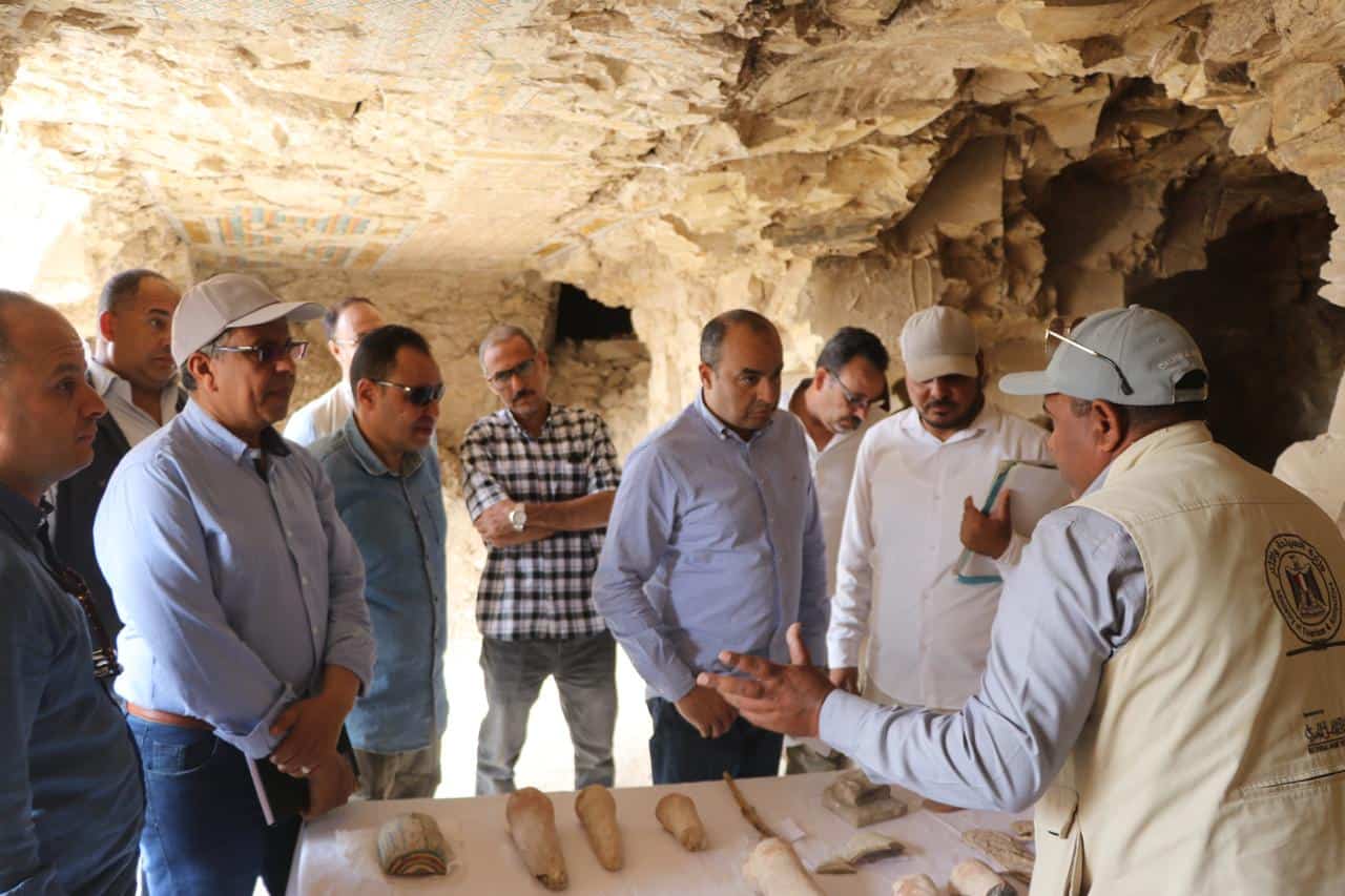 الكشف عن ثلاث مقابر جديدة لكبار رجال الدولة بمنطقة ذراع أبو النجا بالأقصر من عصر الدولة الحديثة