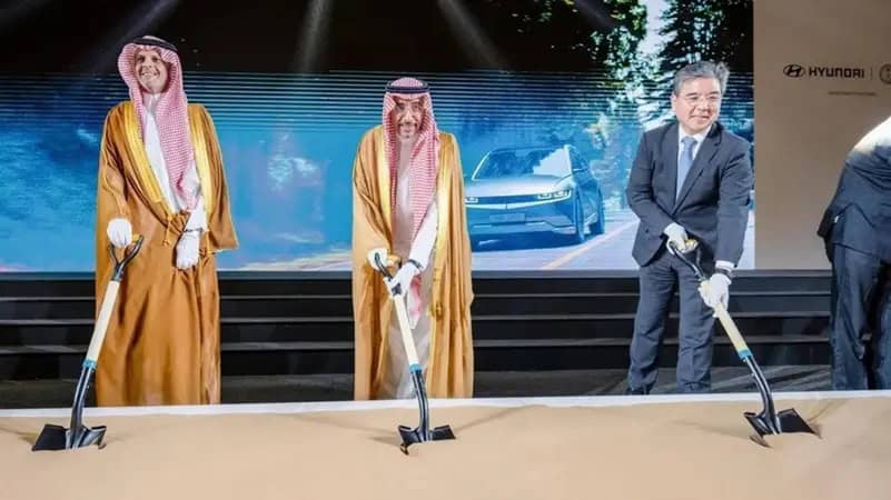 وضع حجر أساس مصنع هيونداي في السعودية