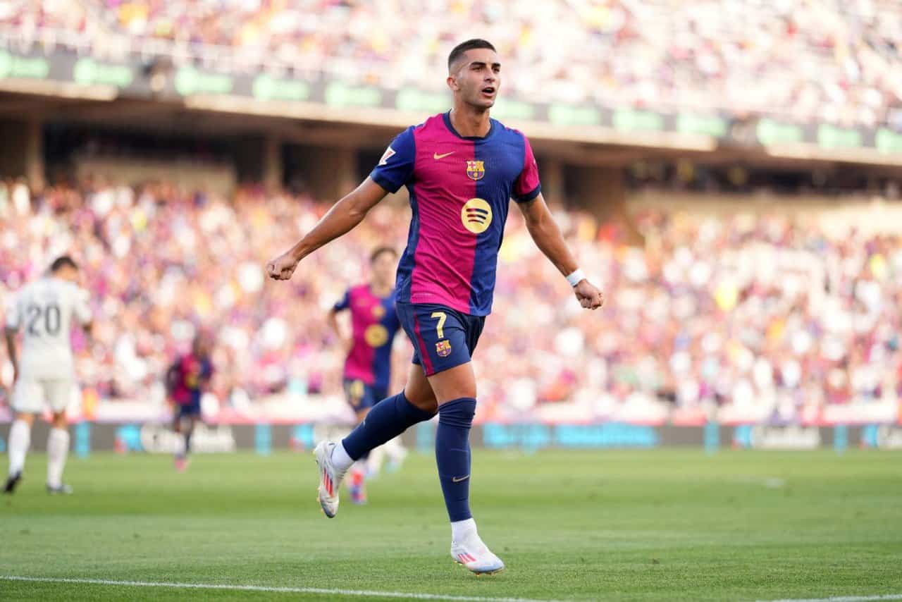 فيران توريس مهاجم برشلونة