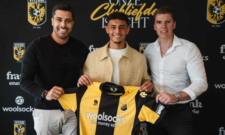 مصطفى أشرف والد الزمالك مونشنجلادباخ فيتيس الهولندي