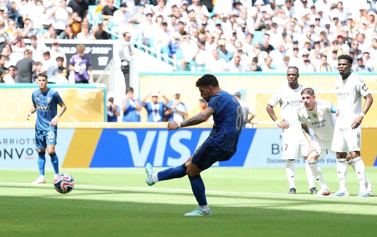 الهلال ريال مدريد كأس العالم للأندية روبين نيفيز أول هدف عربي - قانون ركلات الجزاء