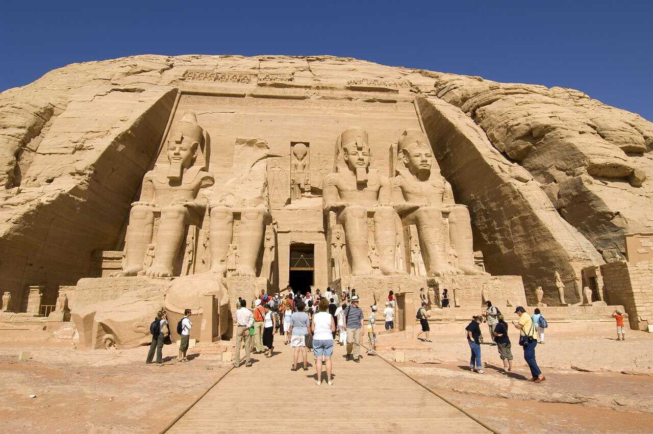 النشرة الاقتصادية