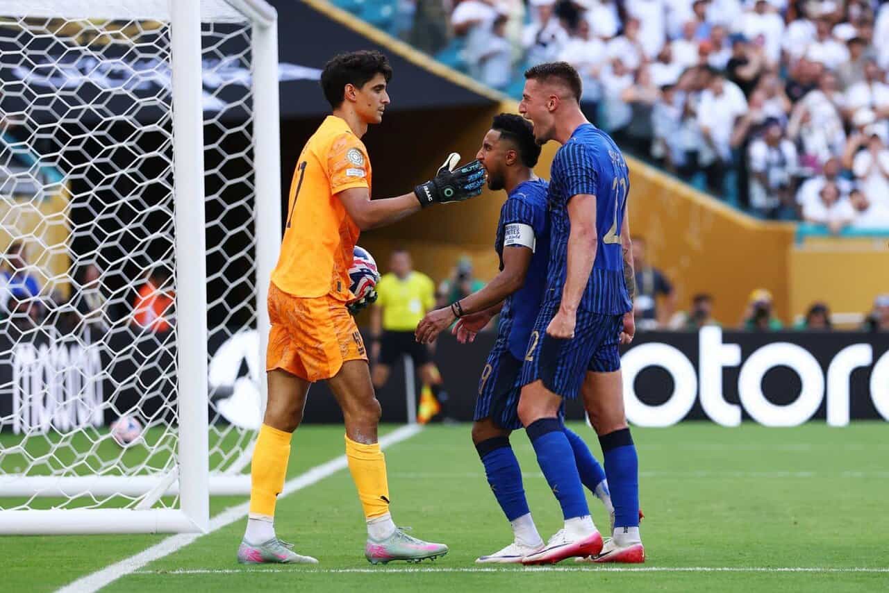 ياسين بونو الهلال ريال مدريد كأس العالم للأندية