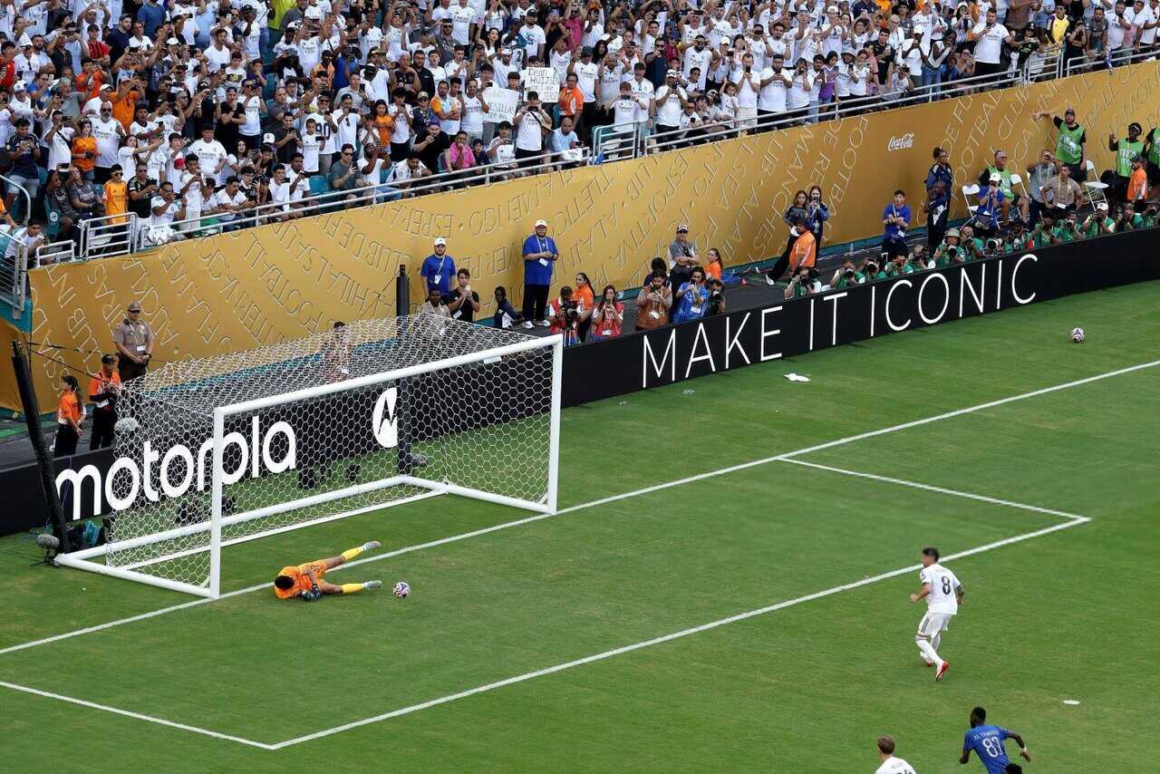 ركلة جزاء الهلال ريال مدريد ياسين بونو فالفيردي كأس العالم للأندية