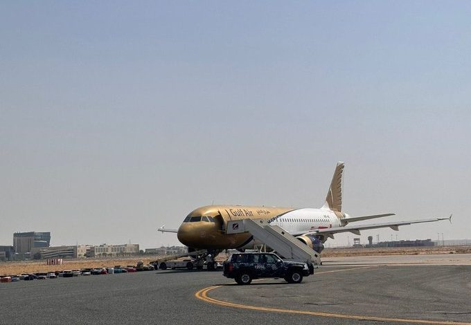 مطار الكويت