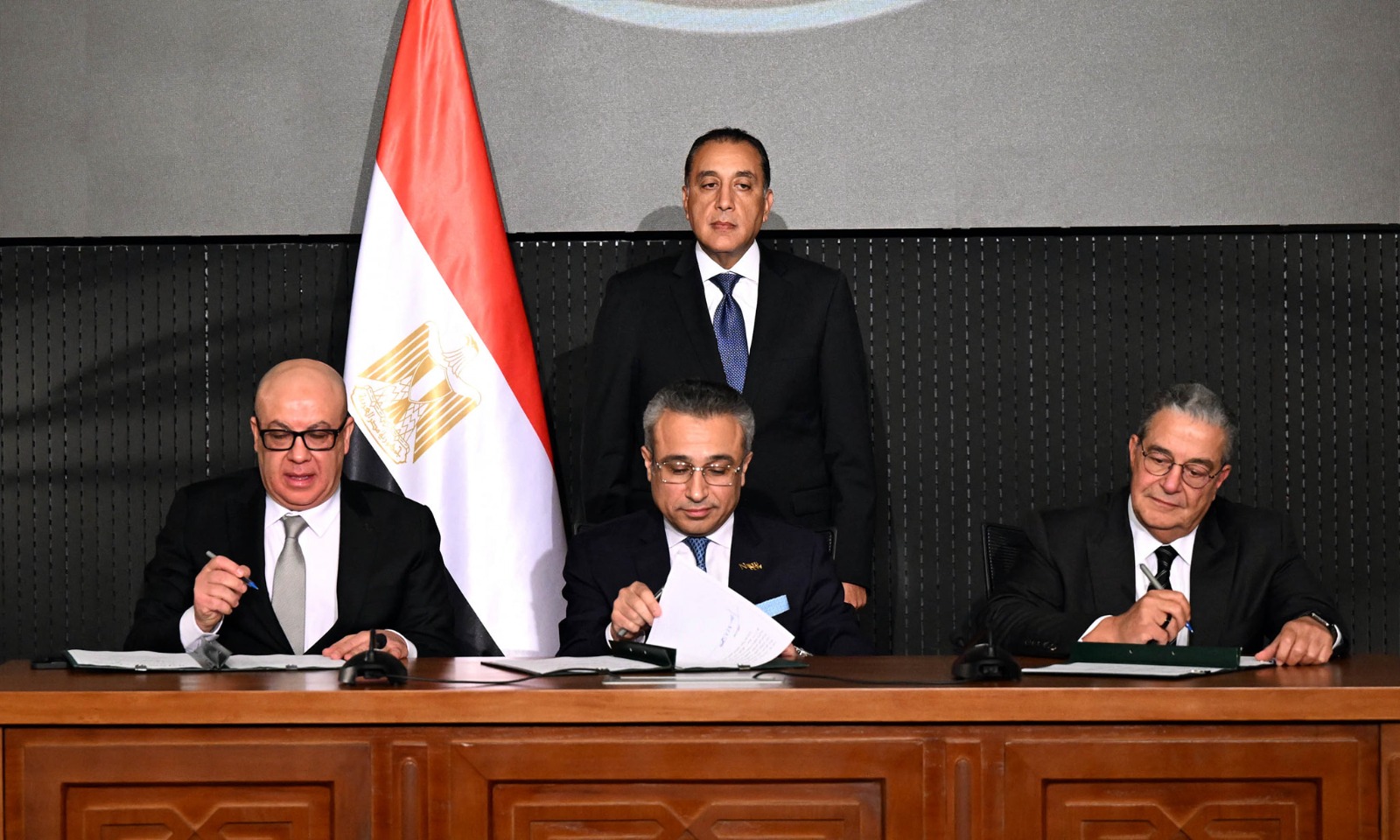 الحكومة المصرية توقع عقد انشاء مدينة جريان بالشراكة مع القطاع الخاص