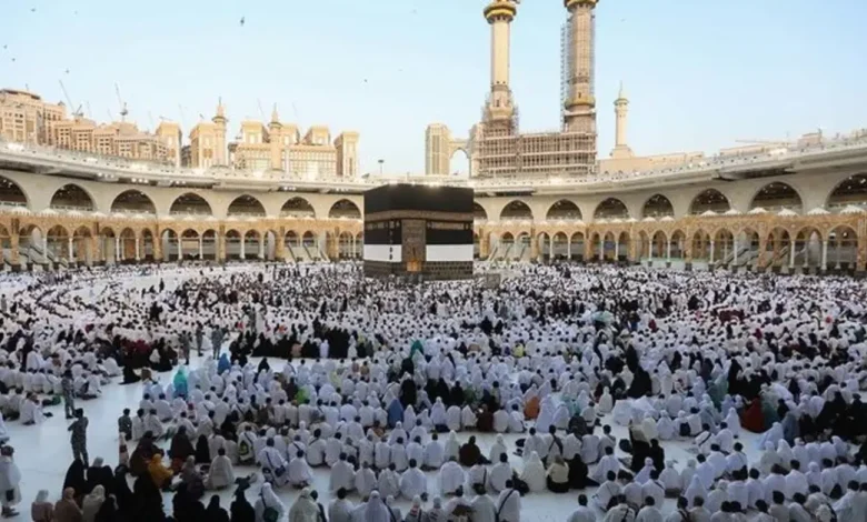 أداء العمرة في أي وقت