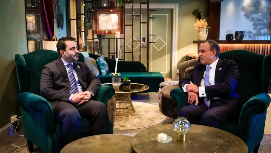 القاهرة ودمشق