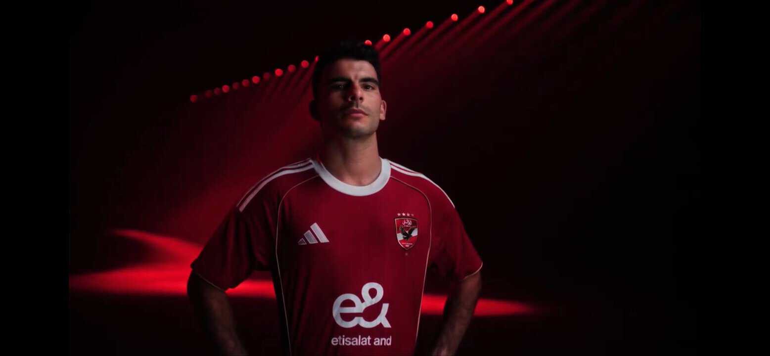 زيزو الأهلي يتعاقد الزمالك
