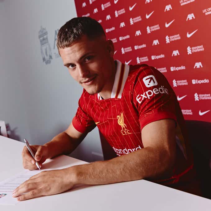 فلوريان فيرتز لاعب ليفربول الجديد