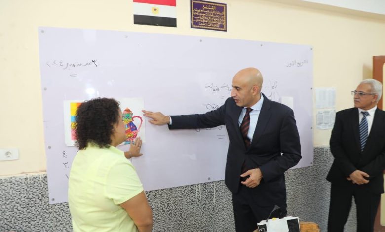 موعد ورابط مد خدمة المعلمين المحالين للمعاش لمدة عام.. الشروط المطلوبة - صورة أرشيفية