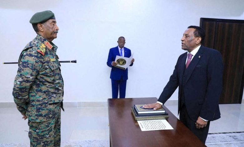 غضب شعبي بسبب وزير العدل الجديد في السودان.. ما علاقة عمر البشير؟