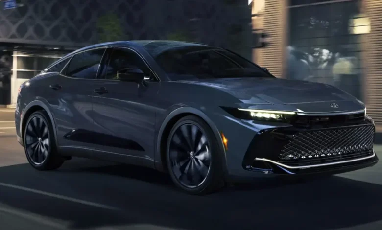 Toyota Crown موديل 2025
