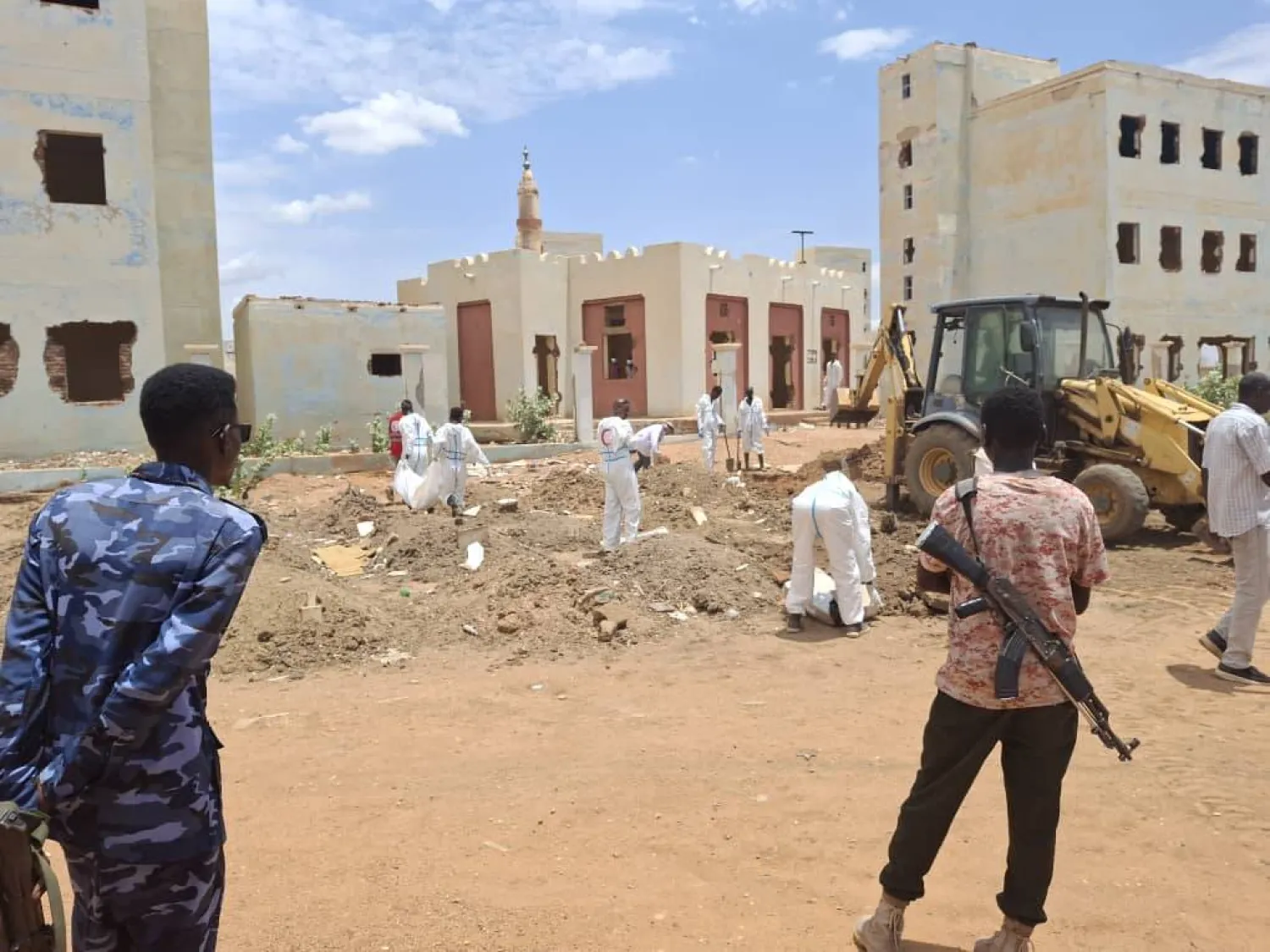 جثث تعود للحياة في شوارع الخرطوم... ماذا يحدث في عاصمة السودان؟