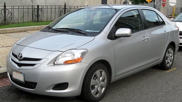 Toyota Yaris موديل 2008