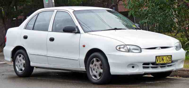 Hyundai Accent موديل 2003