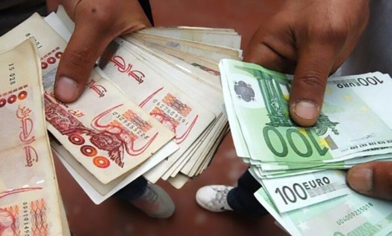 سعر الدينار الجزائري اليوم