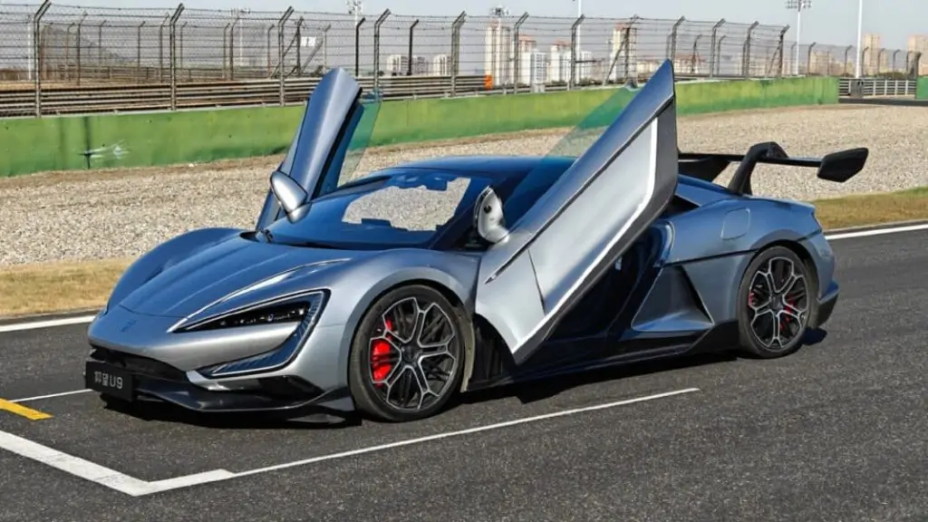 Yang Wang U9 موديل 2025